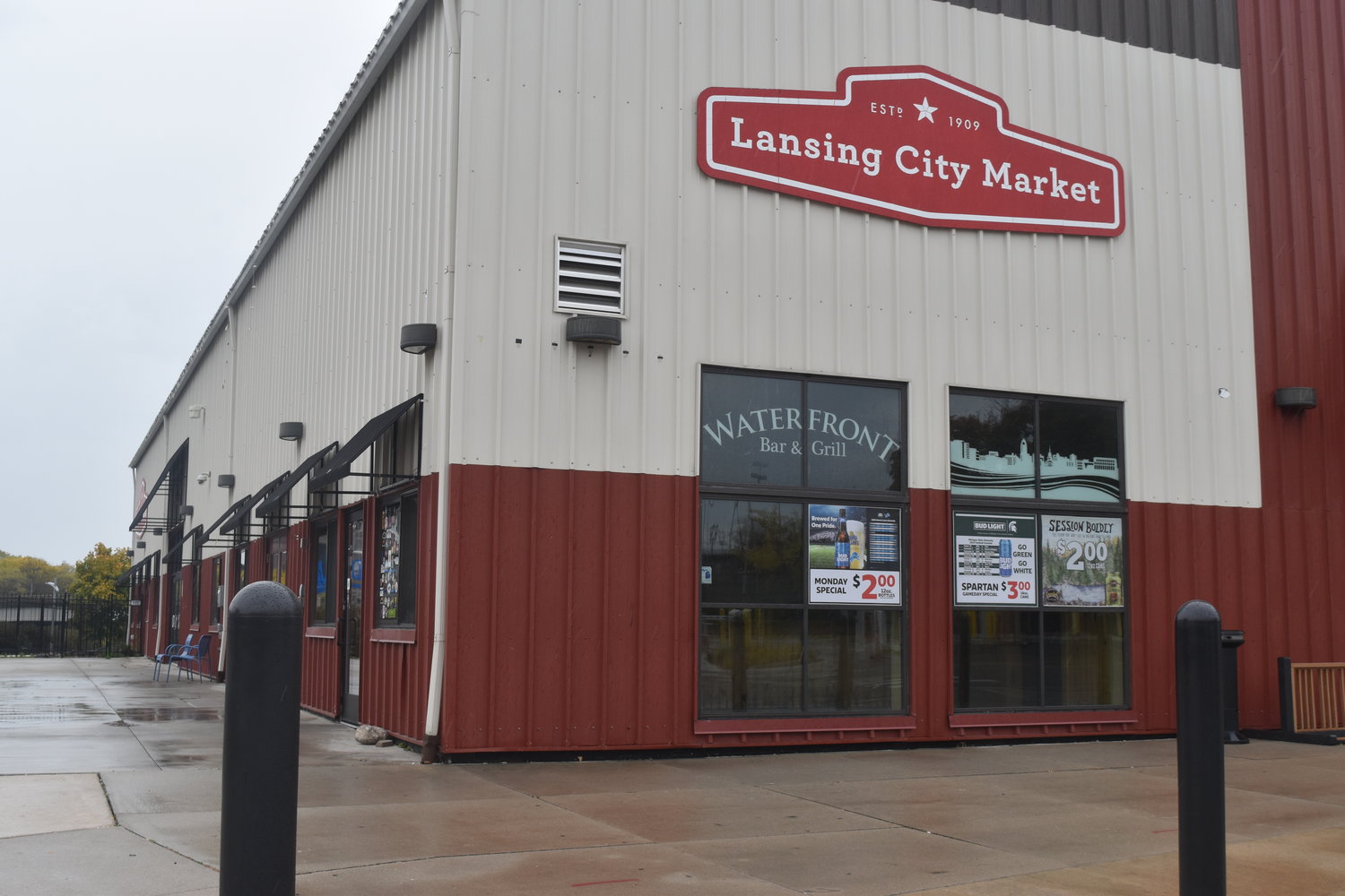 Waterfront Bar And Grill Evicted From Lansing City Market After