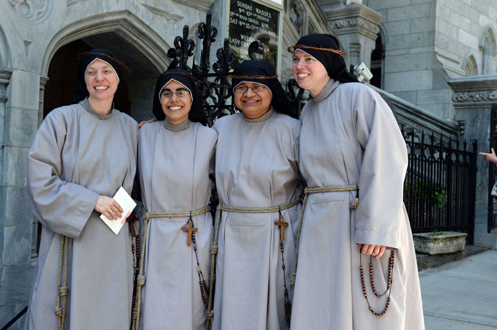 four-franciscan-sisters-of-the-renewal-make-final-vows-catholic-new-york