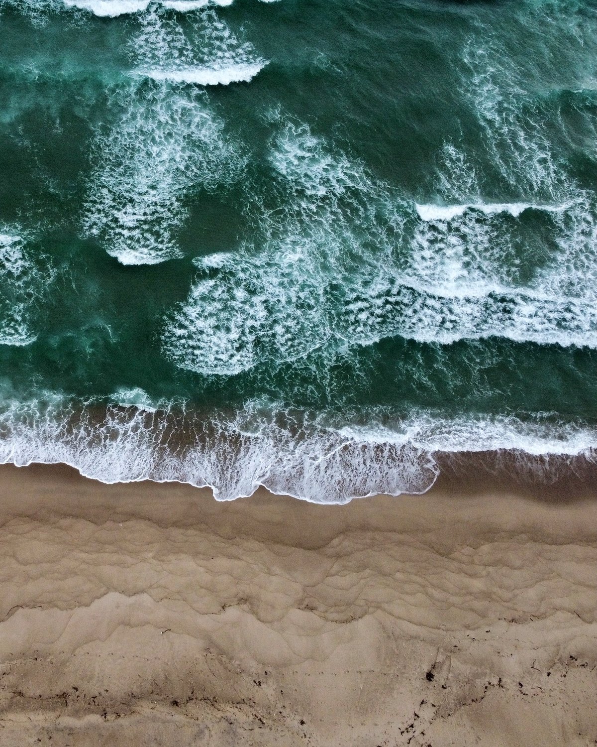 A drone's eye view of the beach.