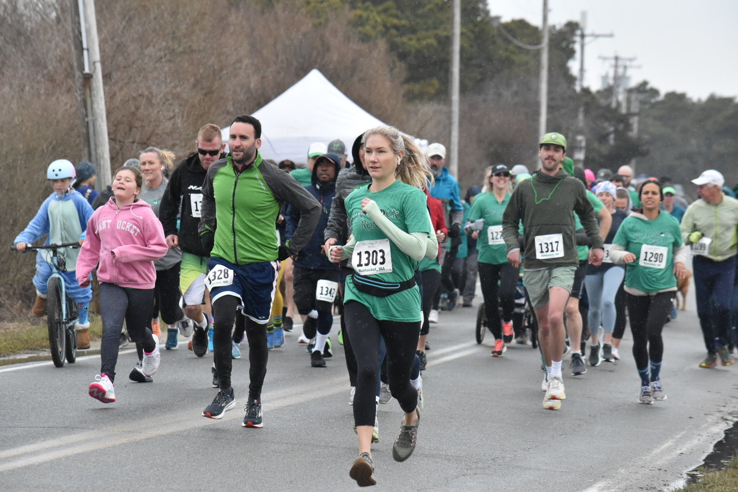 ShamRock Run draws 100 to the streets Inquirer and Mirror