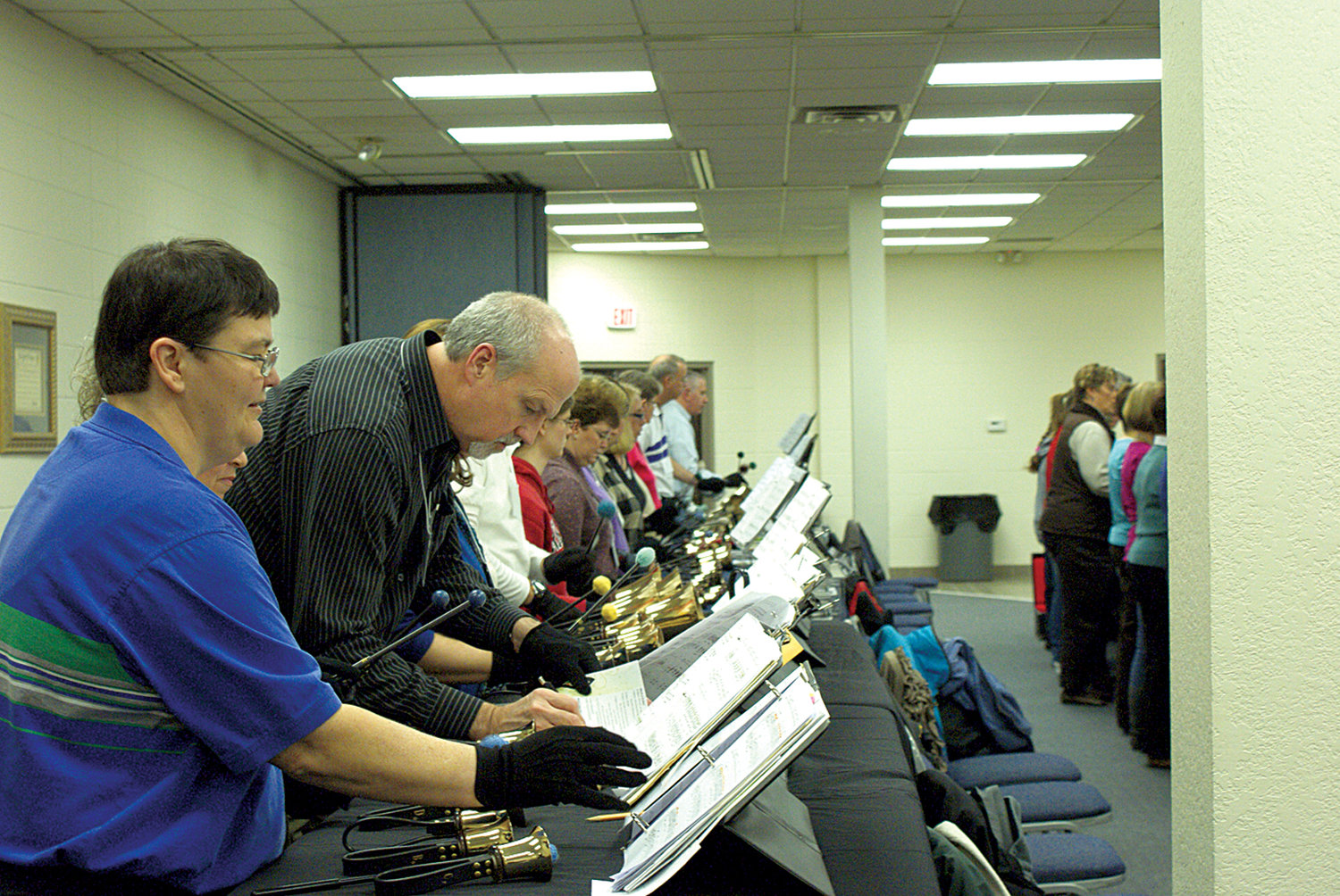 VIDEO Handbell ringers learn latest techniques during handbell