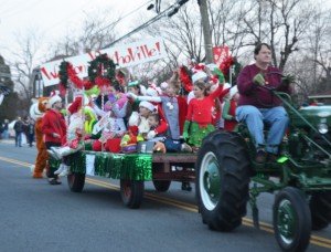 The WhoVille float travels down Fitzwater Drive in the 2014 Nokesville Christmas Parade. 