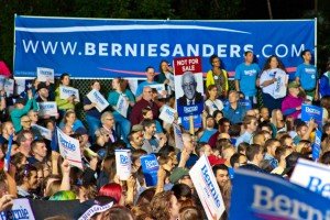 Attendees enthusiastically support Sanders. (Stacie Bowman)