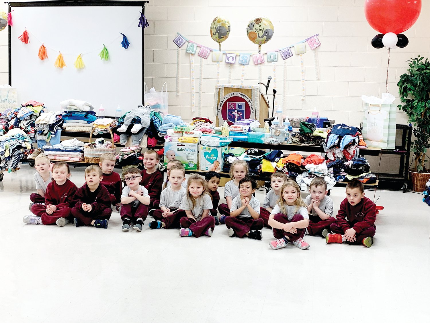 Jennifer Durkin’s pre-k class that won the baby bottle classroom challenge. The class collected $200 in coins.