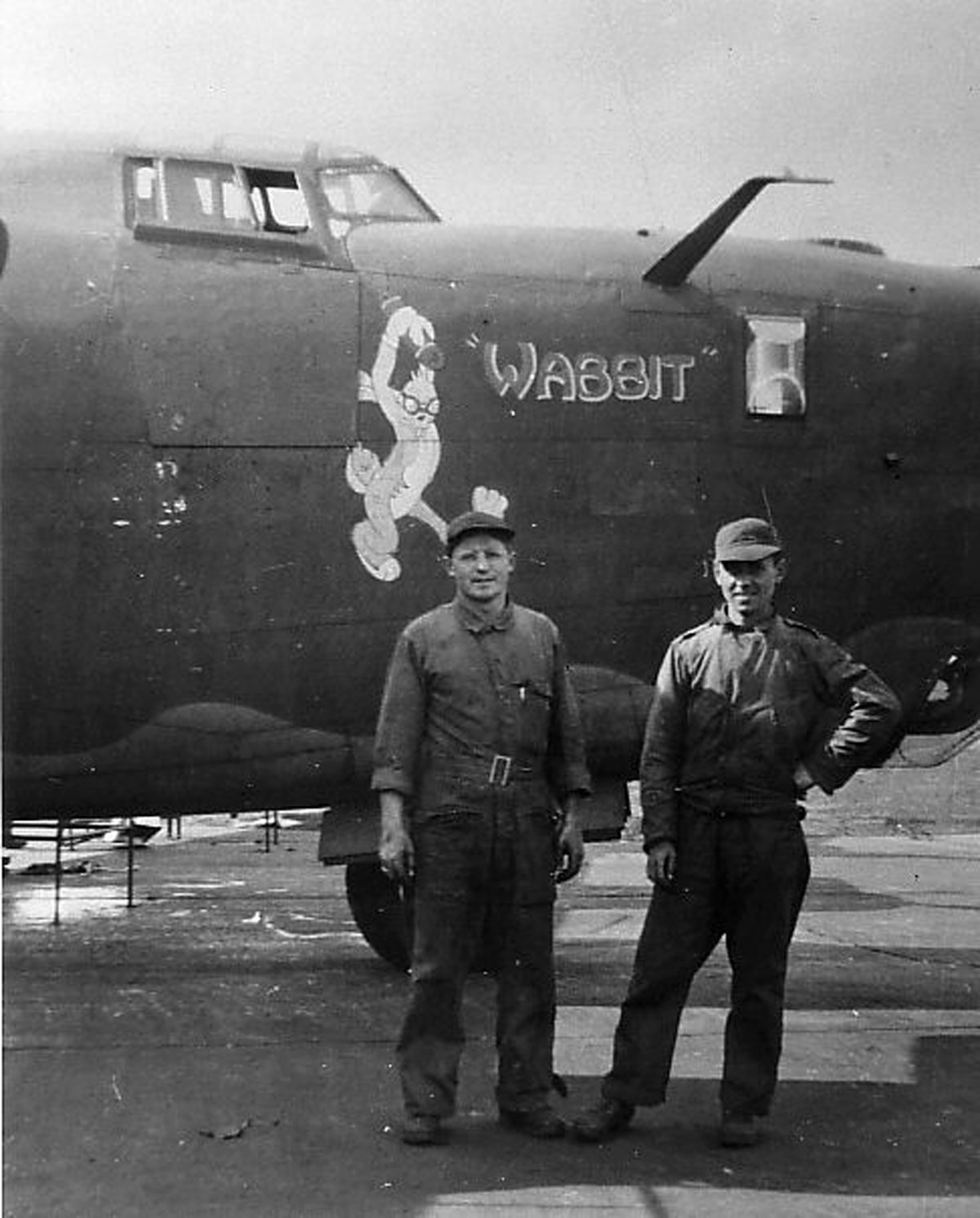 Joe Haenn and a fellow service member in front of the B-24 known as the “Wabbit.”