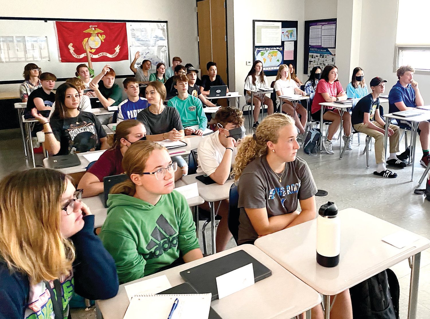 A classroom of AP Human Geography students.