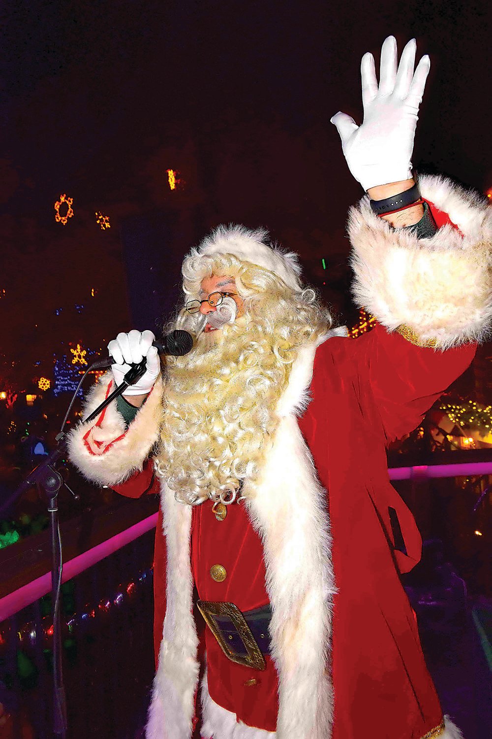 Santa addresses the crowd.