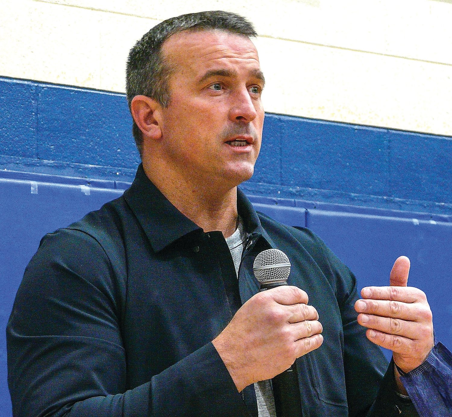 Chris Herren discusses his past drug addiction in a talk with students at Del Val High School.