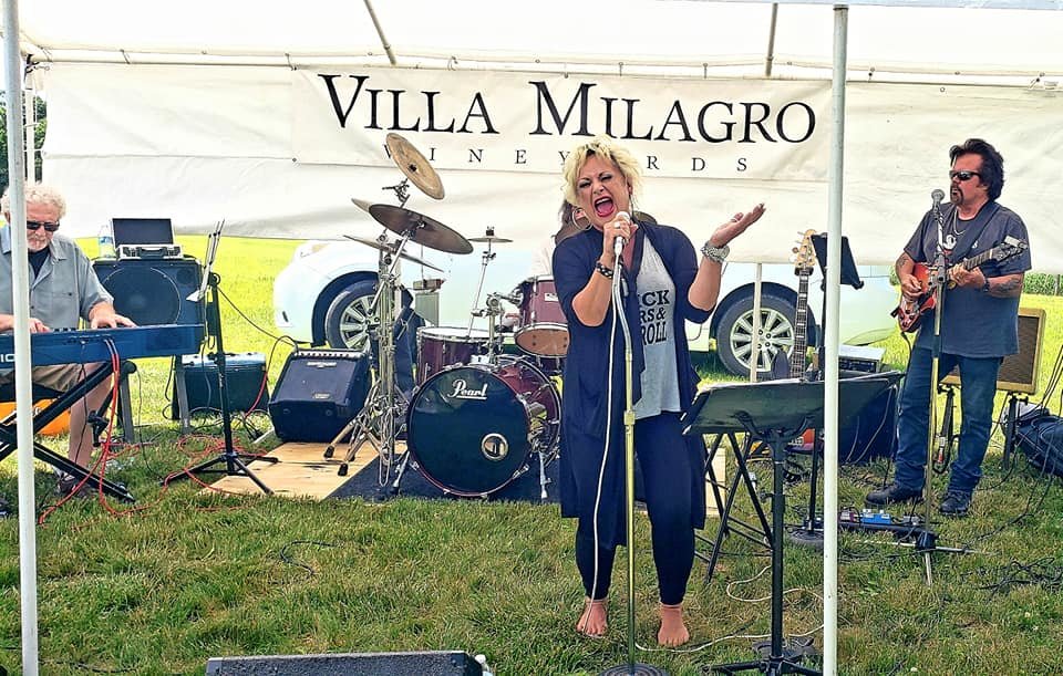 R&B Band The Kerry Blue Band will perform at Villa Milagro for Father’s Day, June 19.