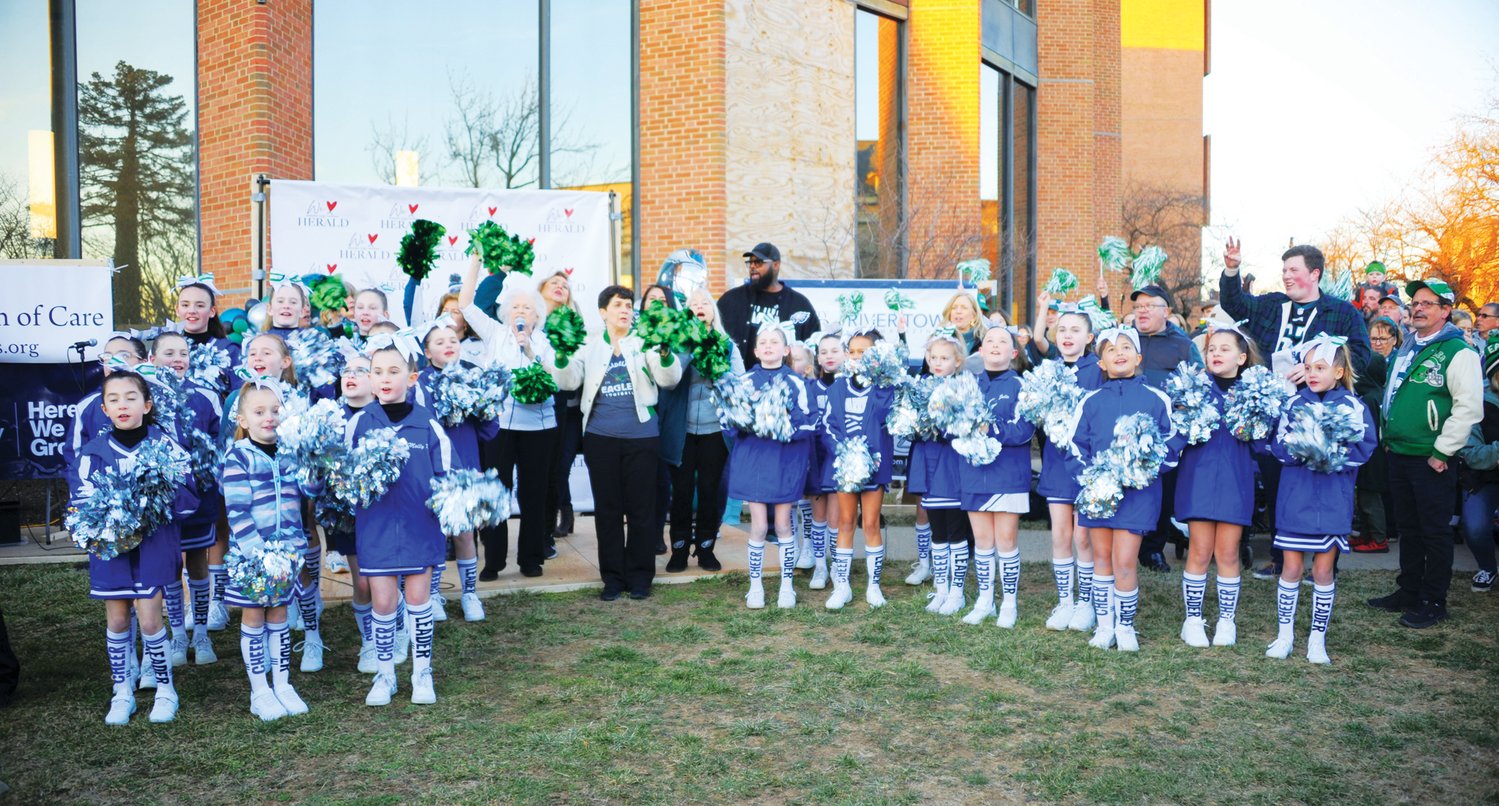 Cheerleaders from different eras share a love for the Eagles in common. The Herald’s “Bucks County Loves the Birds” pep rally brought both a crew of Eagles alumni cheerleaders and the Warrington Warriors Cheer Squad to Doylestown on Friday evening.