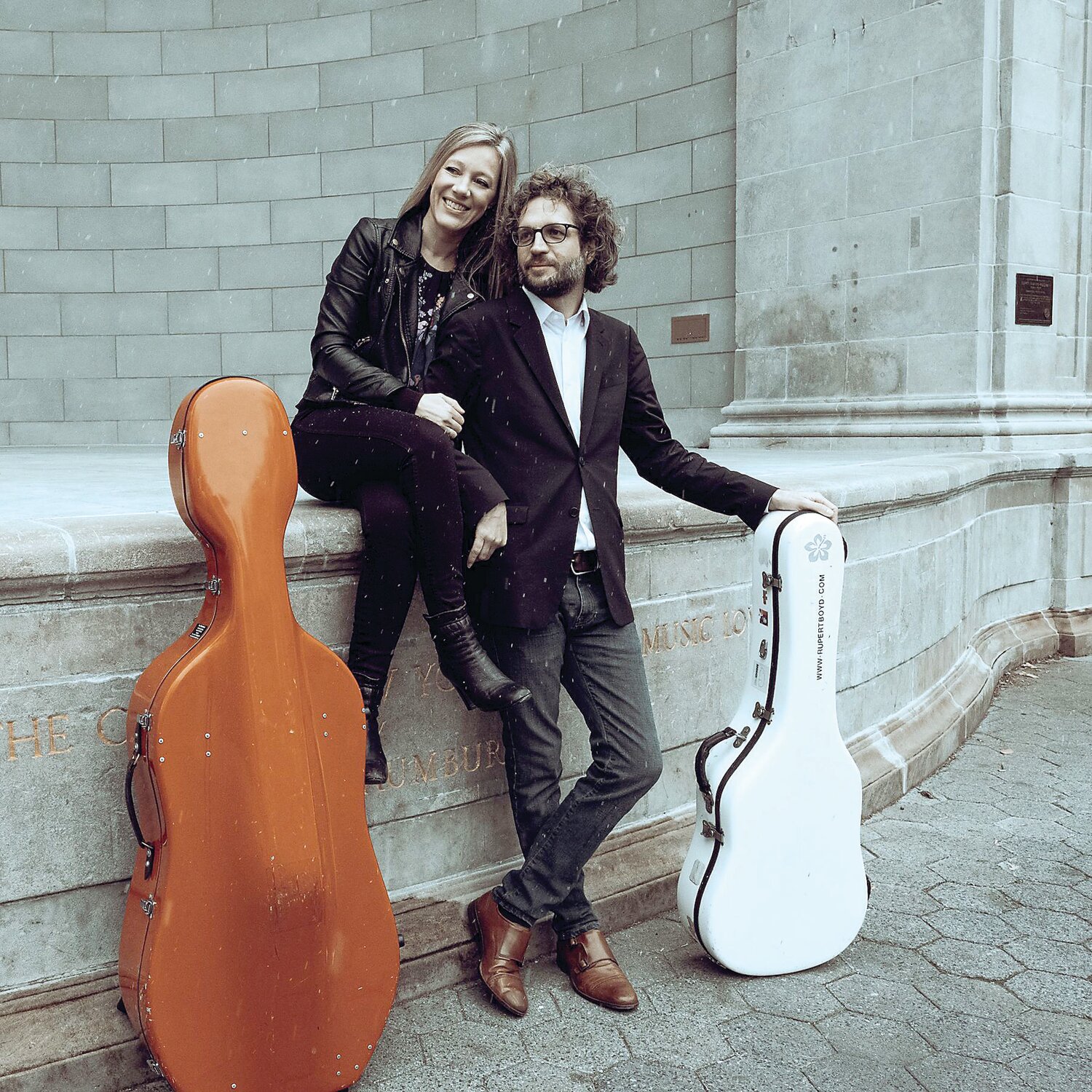 At 7 p.m. Thursday, June 15, “Boyd Meets Girl,” featuring guitarist Rupert Boyd and cellist Laura Metcalf, performs music by Bach, the Beatles, Beyoncé, Boccherini, and Radiohead against the backdrop of Trinity Church.