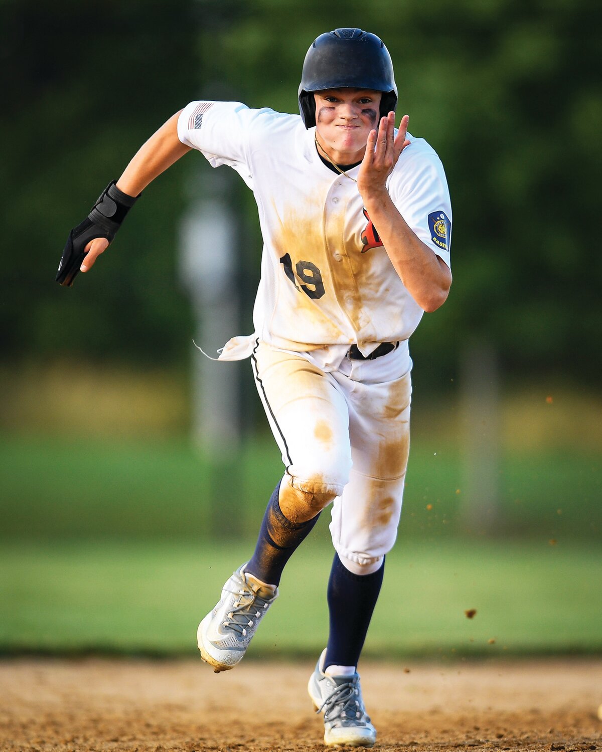 Doylestown’s Ernie Sanchez goes from first to third on a hit in the fifth inning.