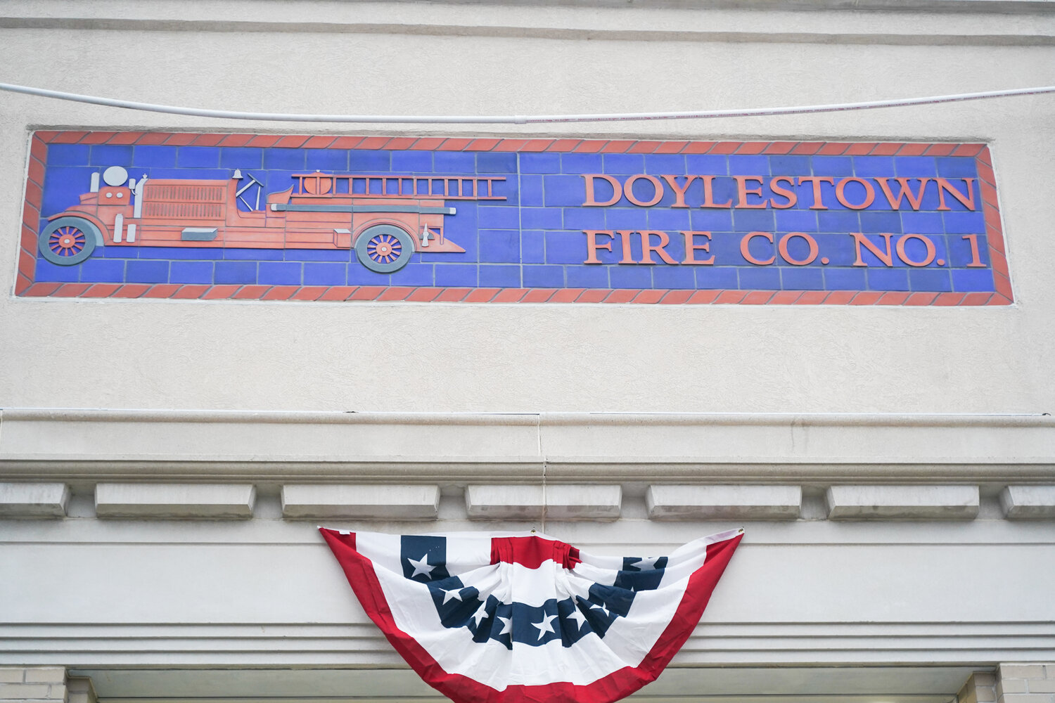 A new mural depicting the Ahrens-Fox pumper was unveiled at the Doylestown Fire Company #1 on June 7 in commemoration of the 100th anniversary of the company’s acquisition of the truck.