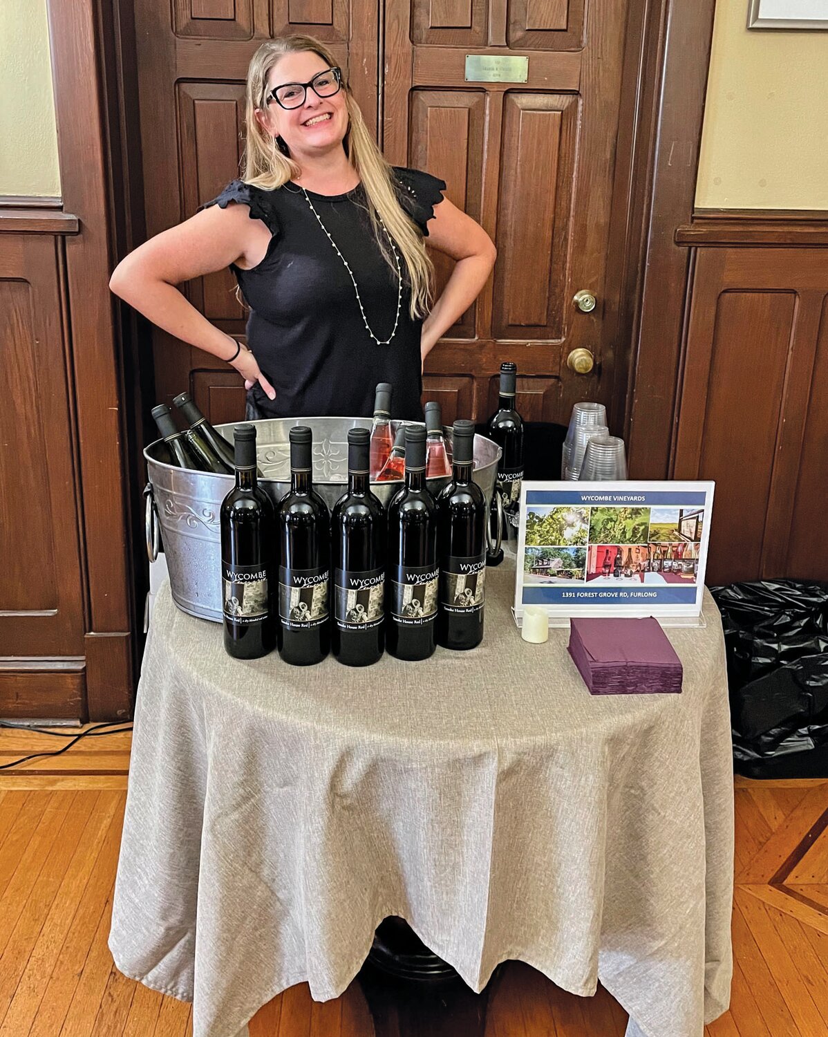 Lyndsay Williams of Wycombe Winery was on hand to offer guests samples of the vineyard’s wines at the Wine & Art Trail Exhibition at Freeman Hall.