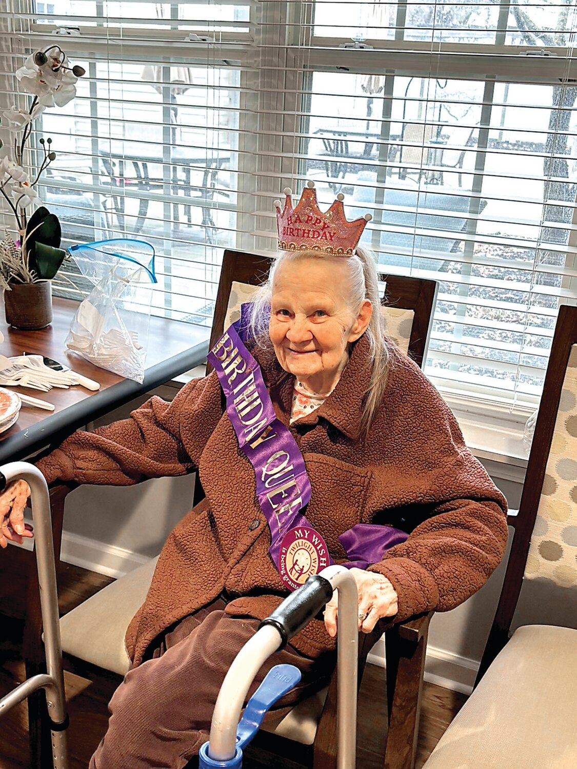 Frances Mollyn celebrates her 100th birthday at Brookdale Dublin.