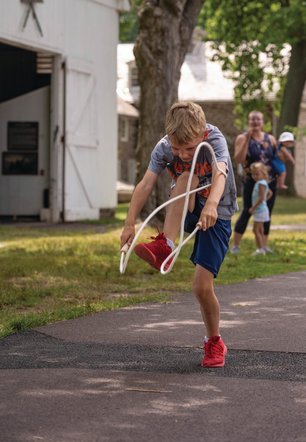 Judah Warren participates in the skipping rope relay.