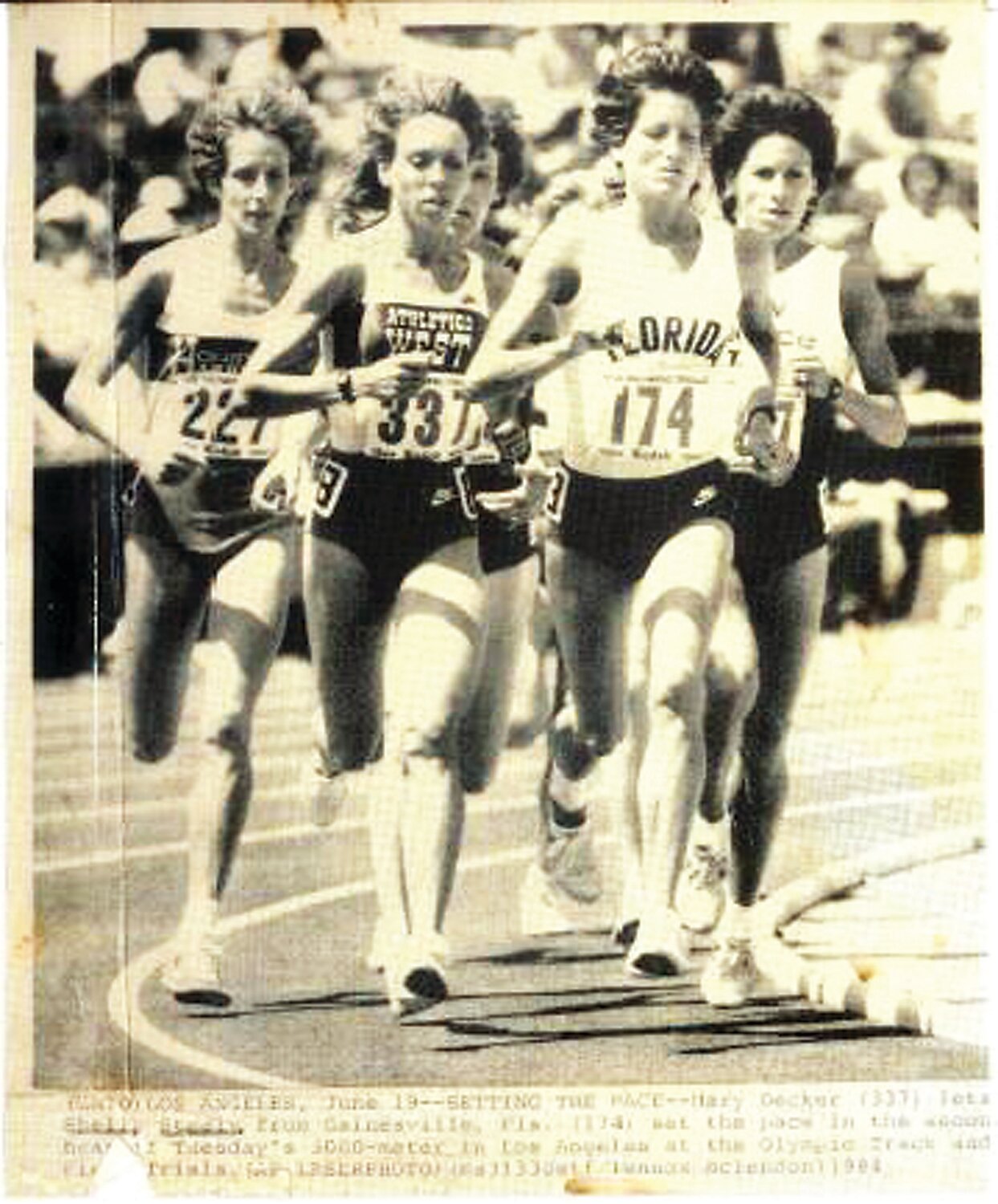 Shelly Steely (174) leads Mary Decker (337) in the 3,000 meters at the 1992 U.S. Olympic Trials.