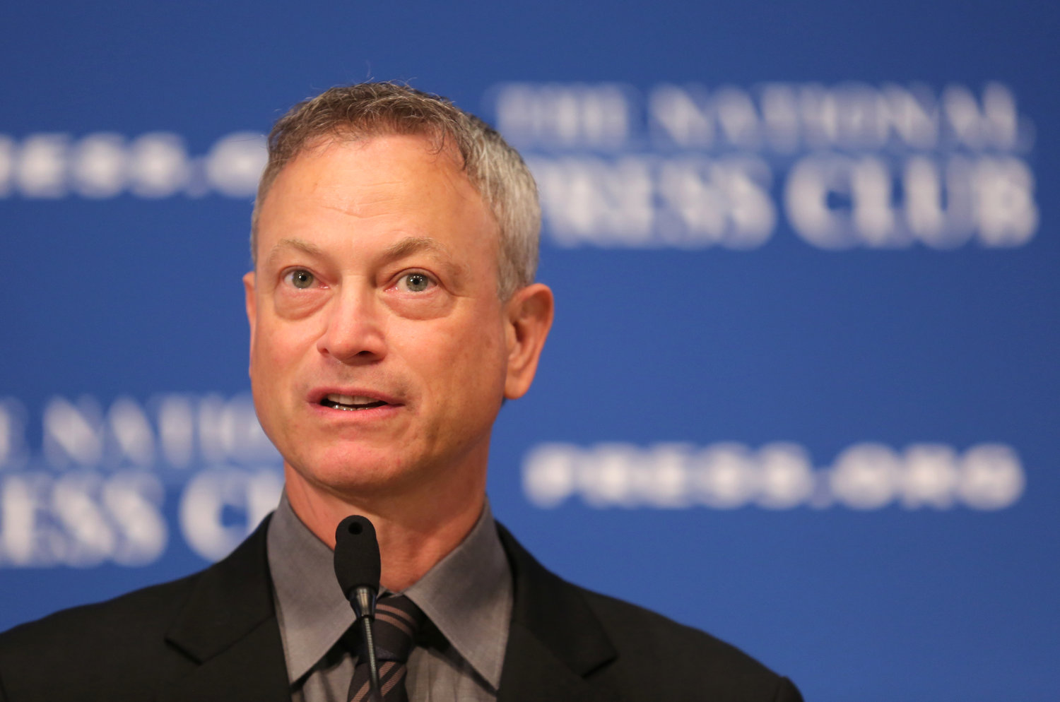 Actor Gary Sinise Describes His Road to the Catholic Church | Catholic ...