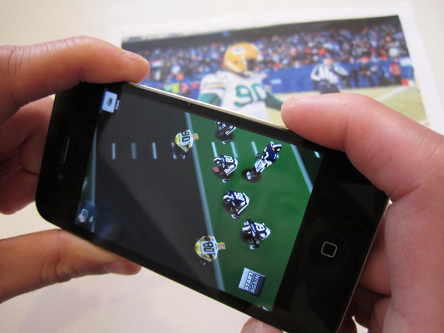 Augmented Reality Helps Newspapers See In 3-D