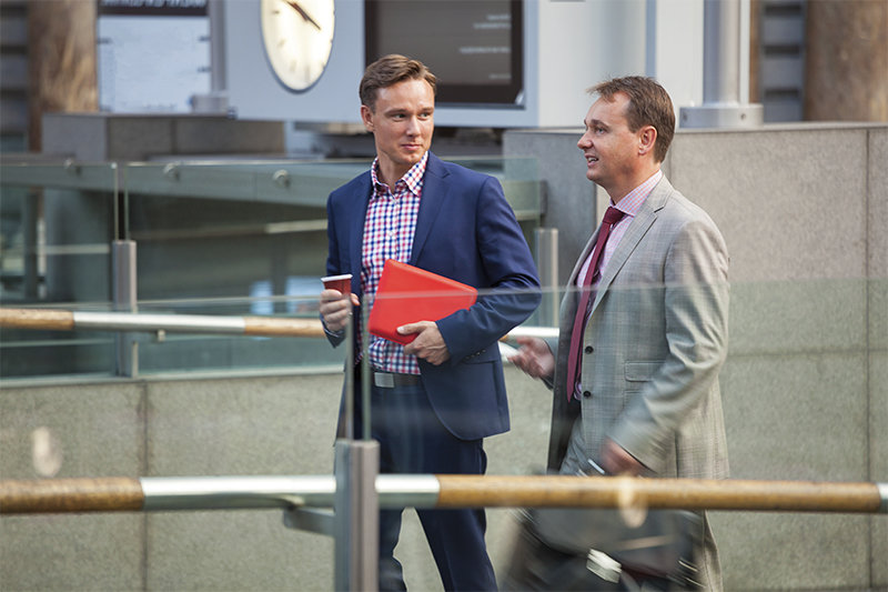 Business of News: Blend Old-Time Reporting With the Digital Kind