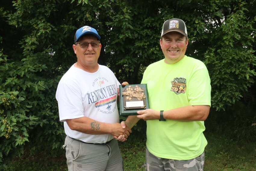 Mayor Frank Schwartz awards the Mayor’s Trophy to Matt Halbkat