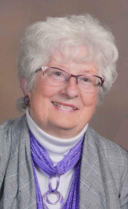 Gwenneth "Gwen" (Goldin) Jackson