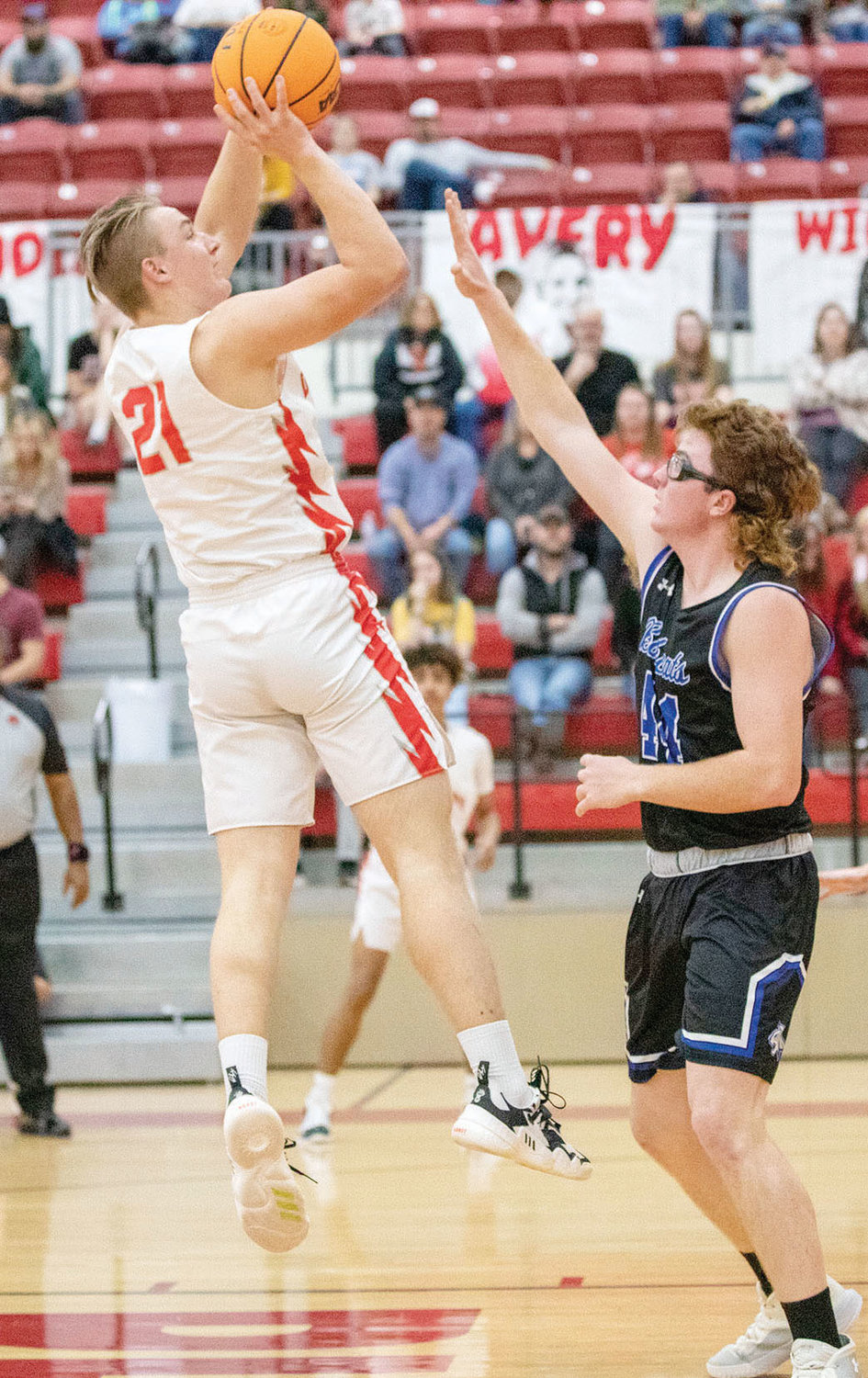 Purcell junior Hayden Ice shoots over a Bridge Creek defender January 4 during the Dragons’ 66-37 win. Ice scored eight points.