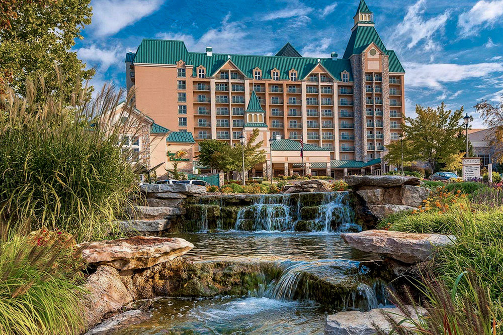 Branson resorts receive top marks SBJ