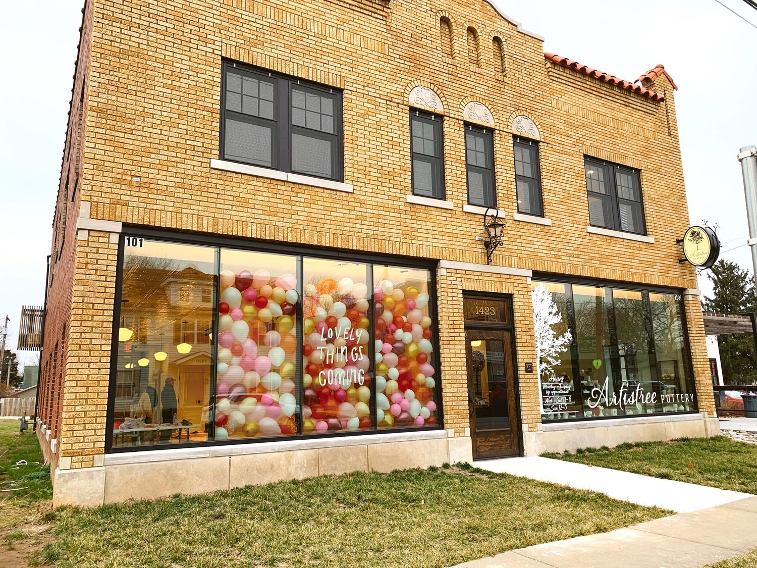 Flower shop prepares to bloom in Rountree | Springfield Business Journal