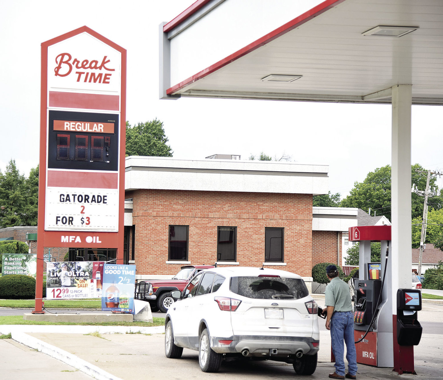 gas-prices-slowly-going-down-sedalia-democrat