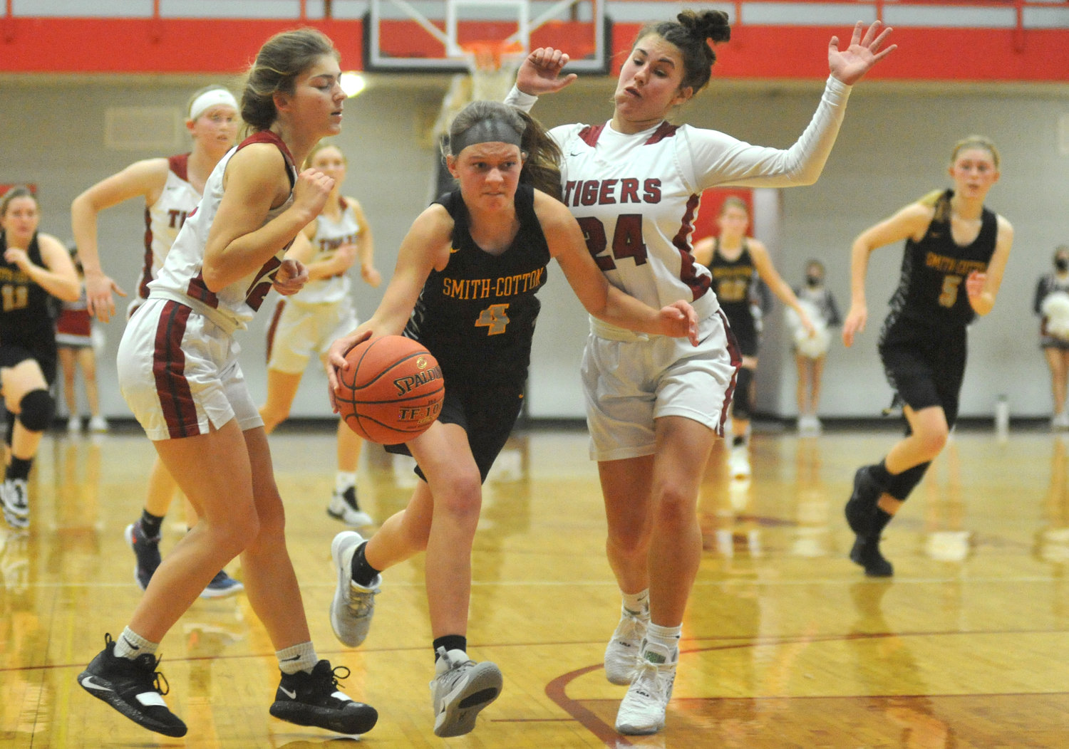 Growing pains continue for S-C girls at Warrensburg - Vimarsana News