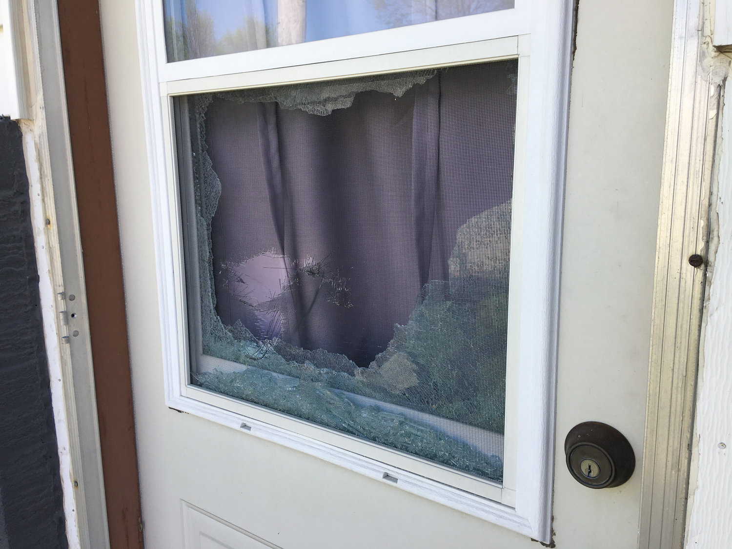 Salons broken into, owners irate